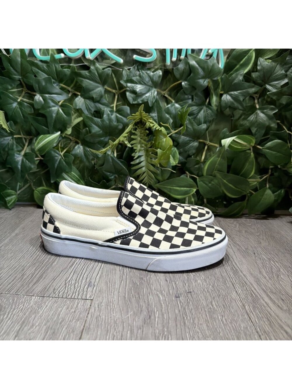 Vans Classic Slip-On Checkerboard Womens Size 7 Black Athletic Shoes Sneakers